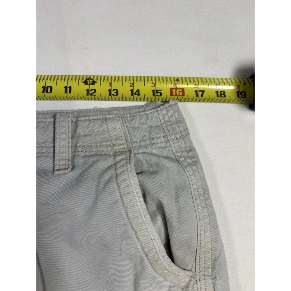 Vintage JNCO Jeans JNCO-85 Cargo Shorts Mens Size 32 Khaki Stencil Skate Y2K